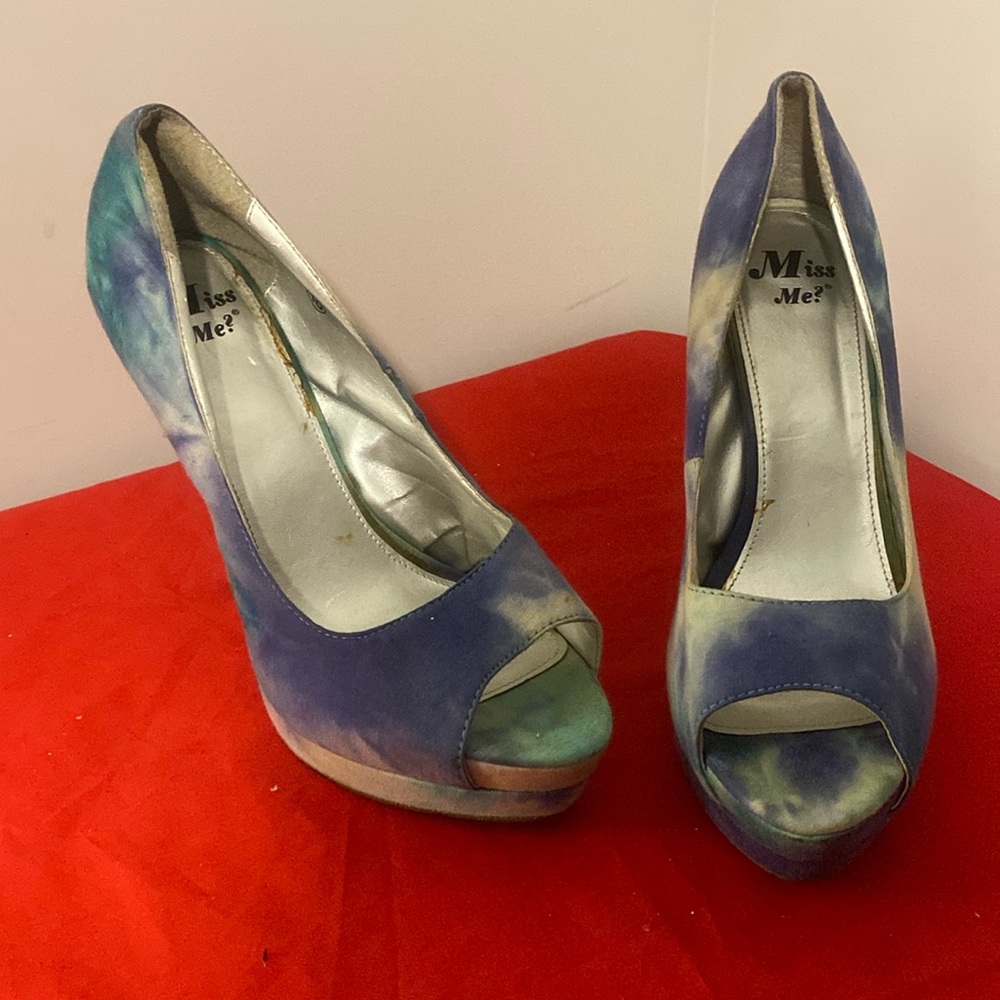 "Miss Me" Green And Blue Platform Shoes - Size 10